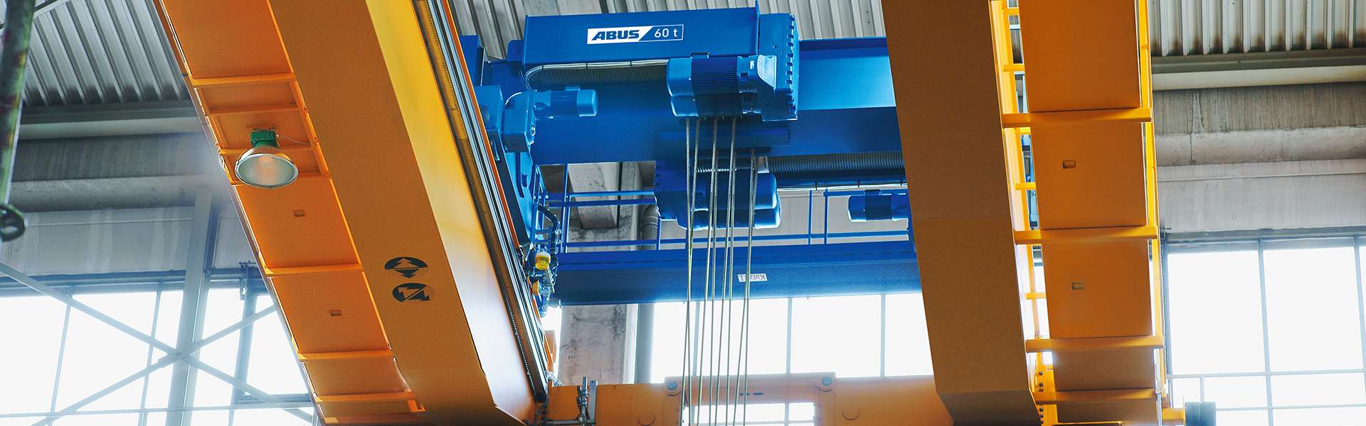headerimage-wire-rope-hoists_headerImageLg